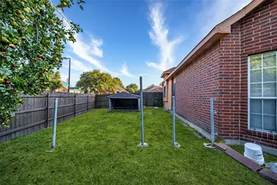 2702 Crosslands Drive, Garland, TX 75040 - Photo 24