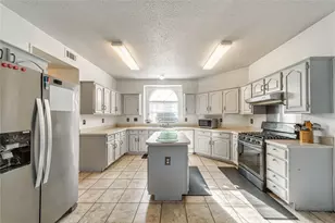 2702 Crosslands Dr, Garland, TX 75040 - Photo 10