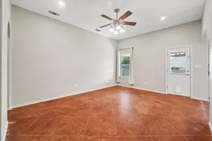 809 Rambling Ct, Granbury, TX 76049 - Photo 4