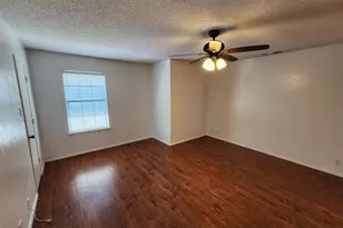 716 W Mulberry St, Denton, TX 76201 - Photo 10