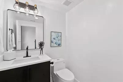 723 W 10th Street #106, Dallas, TX 75208 - Photo 10