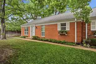 1333 Roaring Springs Rd, Fort Worth, TX 76114 - Photo 2
