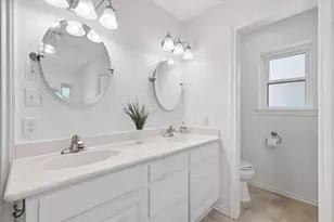 3620 Dorchester Dr, Bedford, TX 76021 - Photo 2