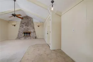 1710 Park Hill Dr, Arlington, TX 76012 - Photo 20