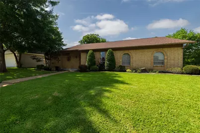 1710 Park Hill Drive, Arlington, TX 76012 - Photo 4