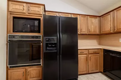 1710 Park Hill Drive, Arlington, TX 76012 - Photo 14