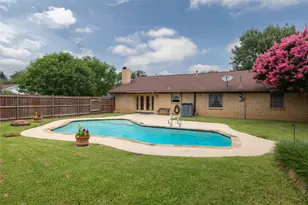 1710 Park Hill Dr, Arlington, TX 76012 - Photo 34