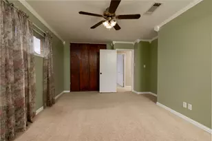 1710 Park Hill Dr, Arlington, TX 76012 - Photo 24