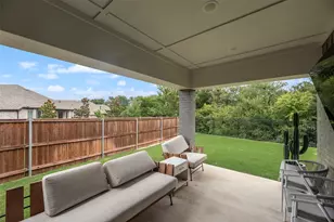 820 Filly, Aubrey, TX 76227 - Photo 34