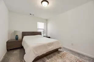 820 Filly, Aubrey, TX 76227 - Photo 32