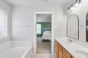 137 Tomahawk Dr, Greenville, TX 75402 - Photo 20