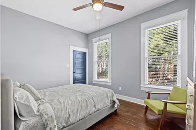 301 S Edgefield Avenue, Dallas, TX 75208 - Photo 16