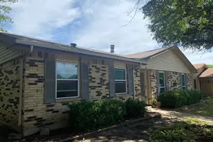 1109 Cross Bend Rd, Plano, TX 75023 - Photo 2
