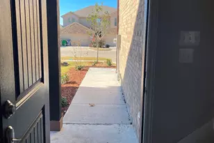 6810 Jade Dr, Greenville, TX 75402 - Photo 22