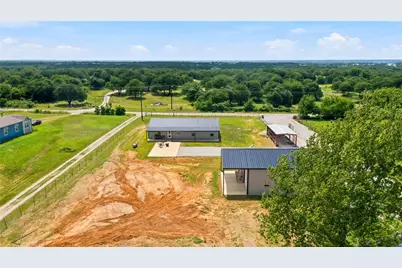 1017 County Road 4699, Boyd, TX 76023 - Photo 36