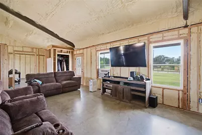 1017 County Road 4699, Boyd, TX 76023 - Photo 16