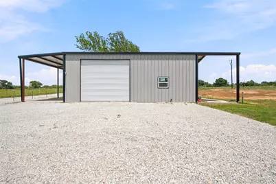1017 County Road 4699, Boyd, TX 76023 - Photo 6