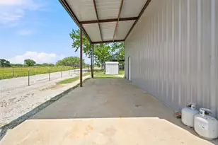 1017 Co Rd 4699, Boyd, TX 76023 - Photo 10