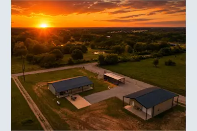 1017 County Road 4699, Boyd, TX 76023 - Photo 2