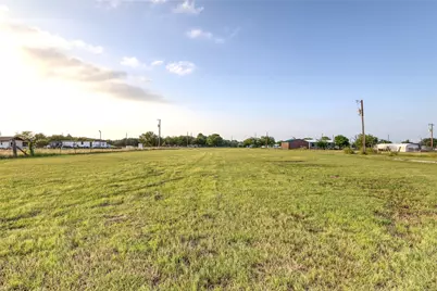 8344 Fm 697, Whitewright, TX 75491 - Photo 2