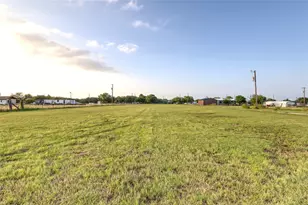 8344 FM697, Whitewright, TX 75491 - Photo 2