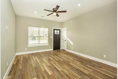 20492 US Hwy 377 #C, Whitesboro, TX 76273 - Photo 1