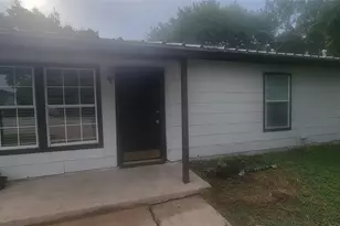 716 N Cummings Dr, Alvarado, TX 76009 - Photo 4