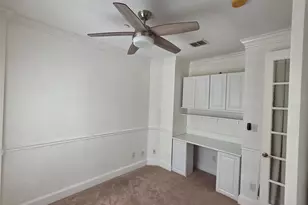 8207 Persimmon St, Irving, TX 75063 - Photo 8