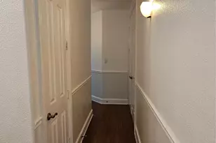 8207 Persimmon St, Irving, TX 75063 - Photo 12