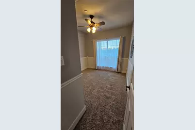 8207 Persimmon Street, Irving, TX 75063 - Photo 14