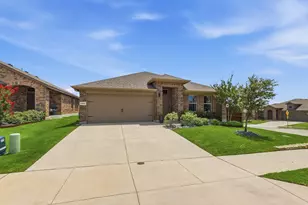 9200 Desertrock Rd, Fort Worth, TX 76131 - Photo 4