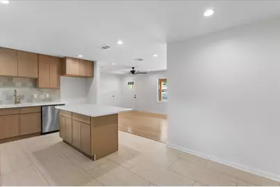 1001 Belvedere Drive, Arlington, TX 76010 - Photo 10