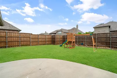 7813 Fallbrook Drive, Sachse, TX 75048 - Photo 2