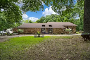207 Shadowwood Trail, Ovilla, TX 75154 - Photo 2