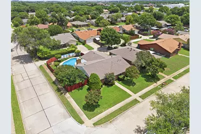 2821 High Plateau Drive, Garland, TX 75044 - Photo 2