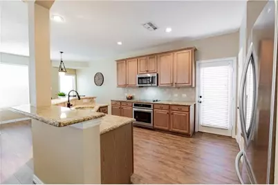 2413 Aberdeen Avenue, McKinney, TX 75072 - Photo 4