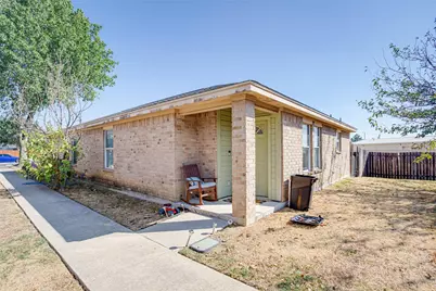 121 Cambridge Drive, Saginaw, TX 76179 - Photo 2