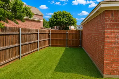 8533 Castle Creek Road, North Richland Hills, TX 76182 - Photo 26
