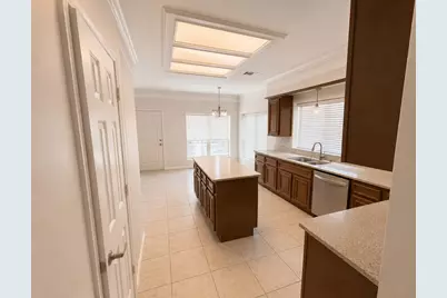 8533 Castle Creek Road, North Richland Hills, TX 76182 - Photo 6