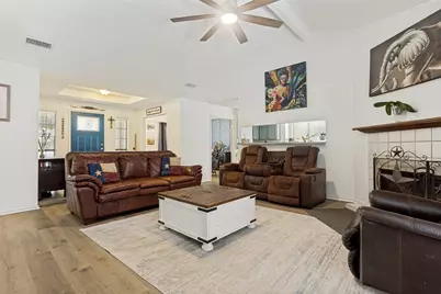 106 E Apollo Road, Garland, TX 75040 - Photo 8