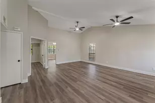 420 Whitney St, Cedar Hill, TX 75104 - Photo 4
