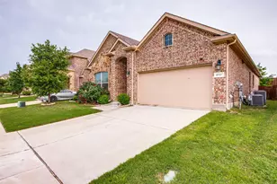 10317 Georgetown Pl, McKinney, TX 75071 - Photo 2