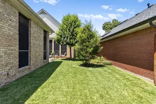 1000 Murl Dr, Irving, TX 75062 - Photo 22