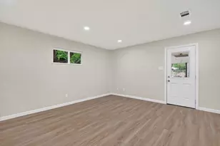 801 S Tennessee St, McKinney, TX 75069 - Photo 4