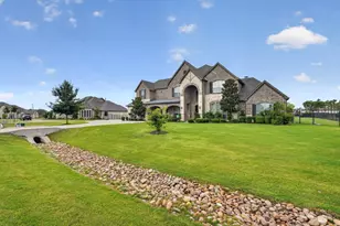 6706 Blackstone Dr, Sachse, TX 75048 - Photo 2