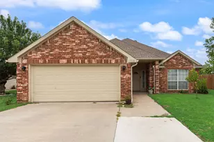 1016 Woodside Ln, Seagoville, TX 75159 - Photo 2