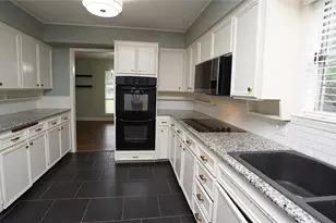 606 Queens Rd, Denison, TX 75020 - Photo 6