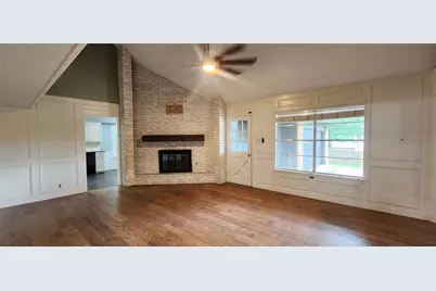 606 Queens Road, Denison, TX 75020 - Photo 2