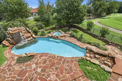 200 Wilshire Drive, Coppell, TX 75019 - Photo 2