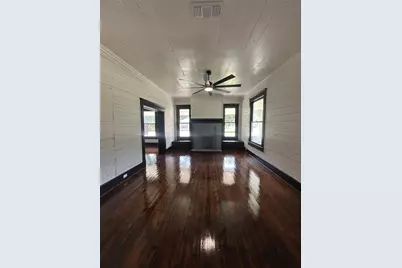 402 E Navasota Street, Groesbeck, TX 76642 - Photo 16